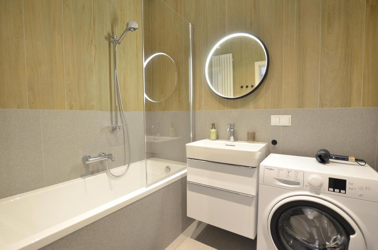 Green Estate Old Town Apartment, Private Parking, Balcony Danzig Exterior foto